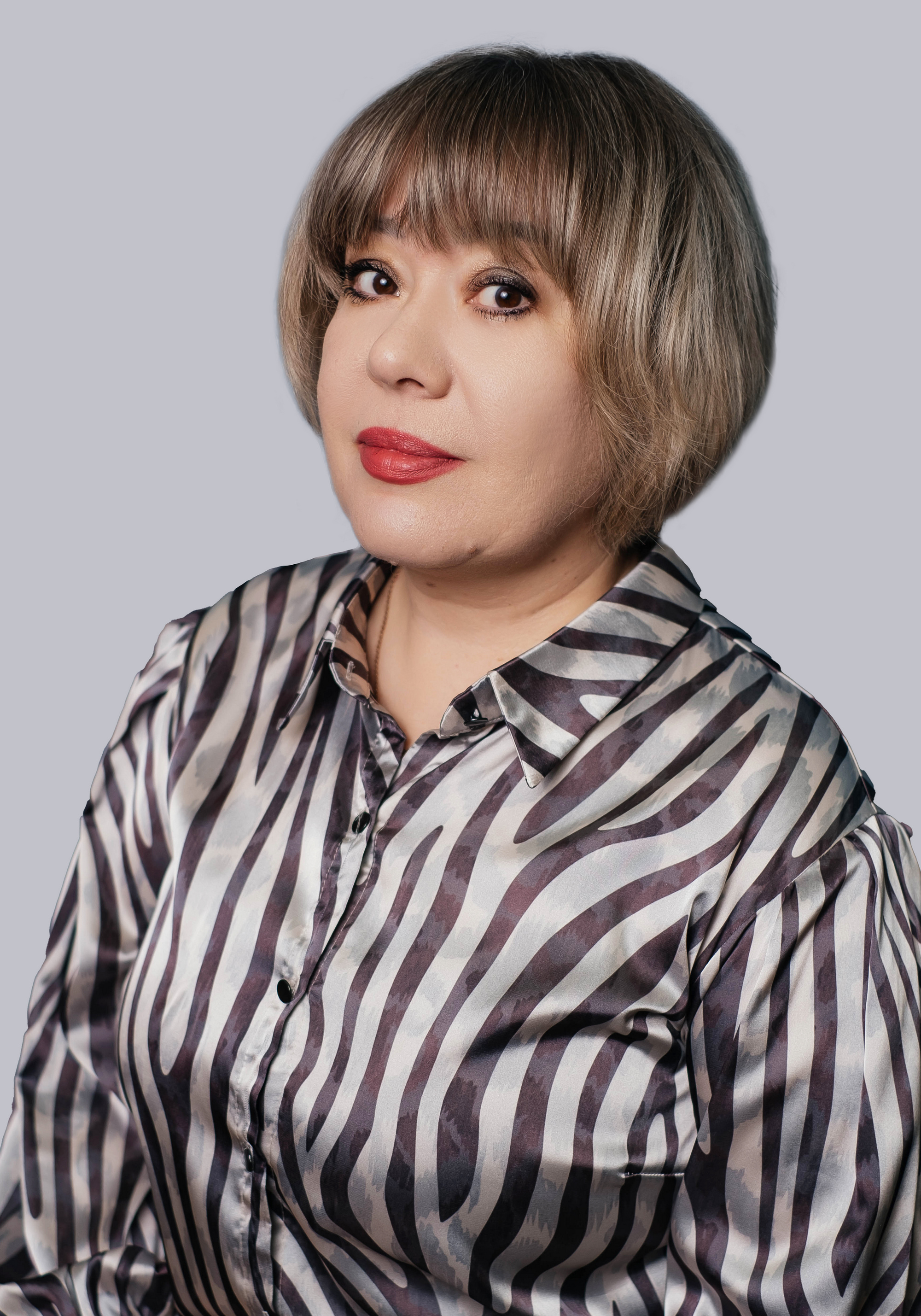 Тихонова Светлана Ханифовна.